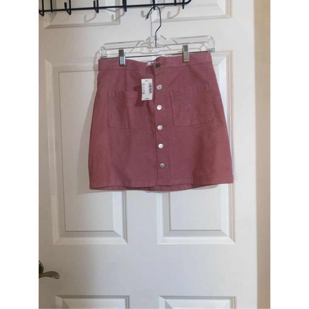 NWT • Girl’s • The Children’s Place • Neutral Pink • Button Front • Corduroy • S